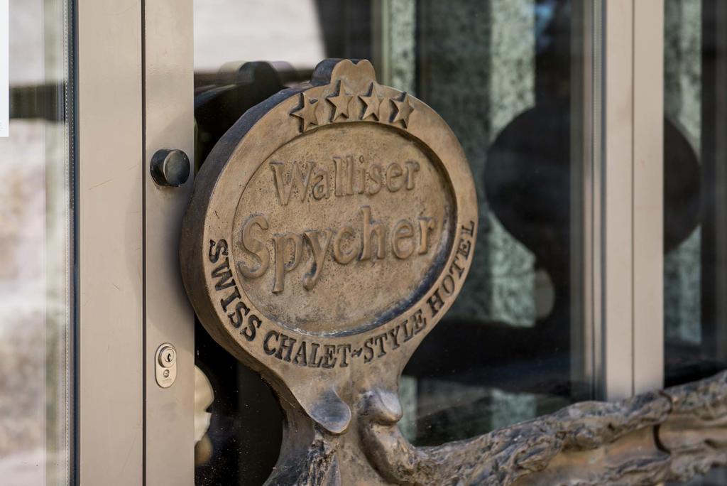 Swiss Chalet-Style Hotel Walliser Spycher รีเดอร์อัลพ์ ภายนอก รูปภาพ
