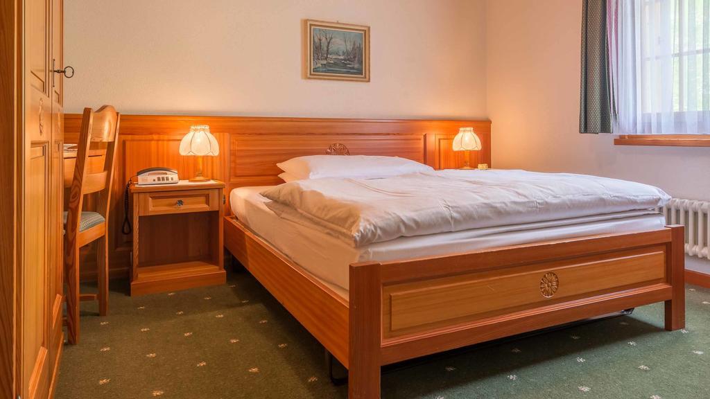 Swiss Chalet-Style Hotel Walliser Spycher รีเดอร์อัลพ์ ภายนอก รูปภาพ