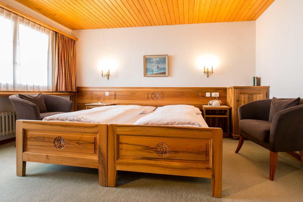 Swiss Chalet-Style Hotel Walliser Spycher รีเดอร์อัลพ์ ภายนอก รูปภาพ