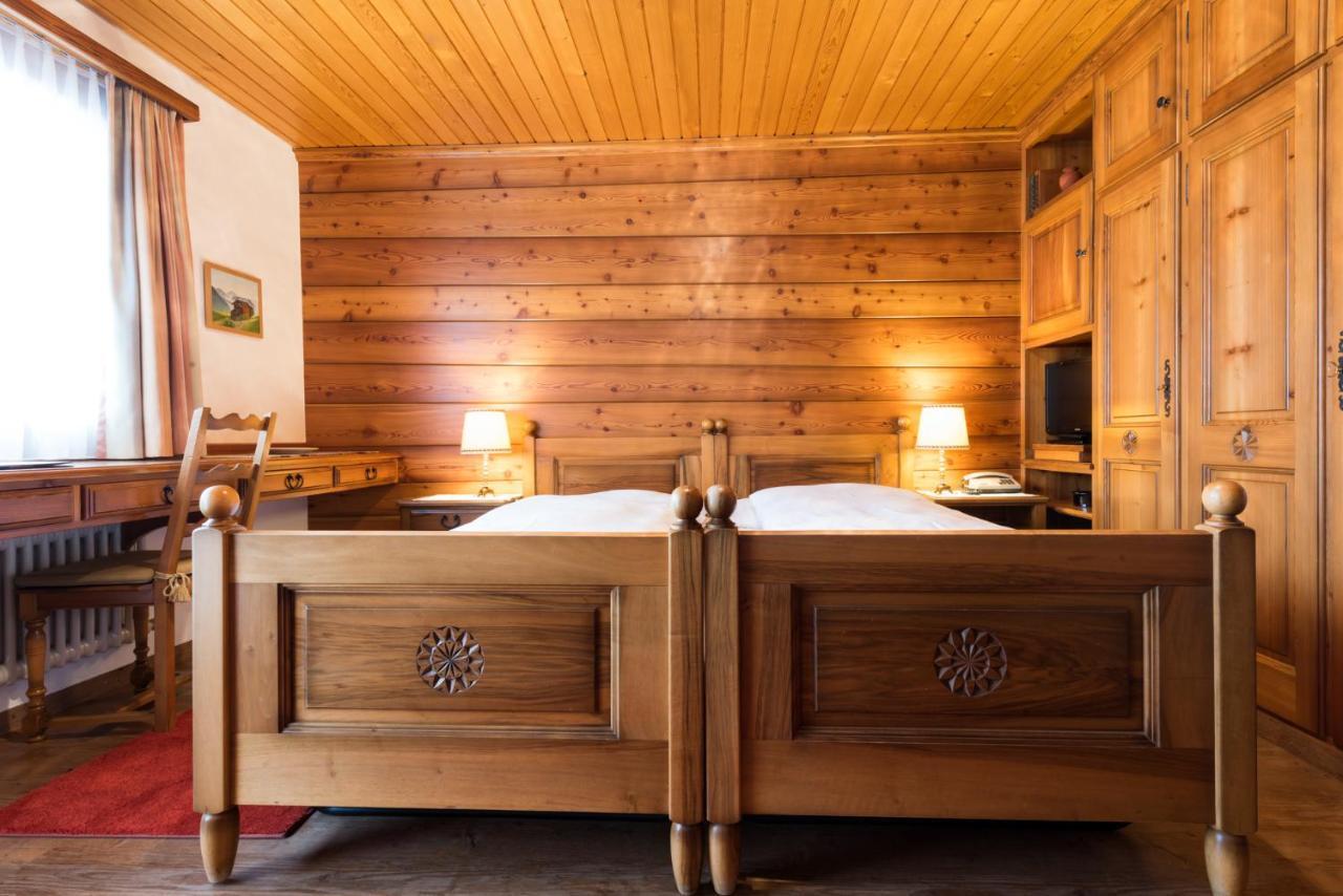 Swiss Chalet-Style Hotel Walliser Spycher รีเดอร์อัลพ์ ภายนอก รูปภาพ