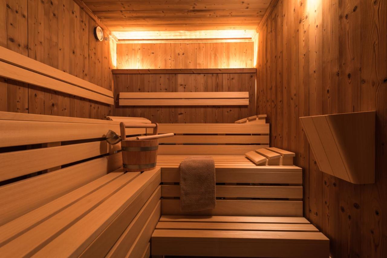 Swiss Chalet-Style Hotel Walliser Spycher รีเดอร์อัลพ์ ภายนอก รูปภาพ